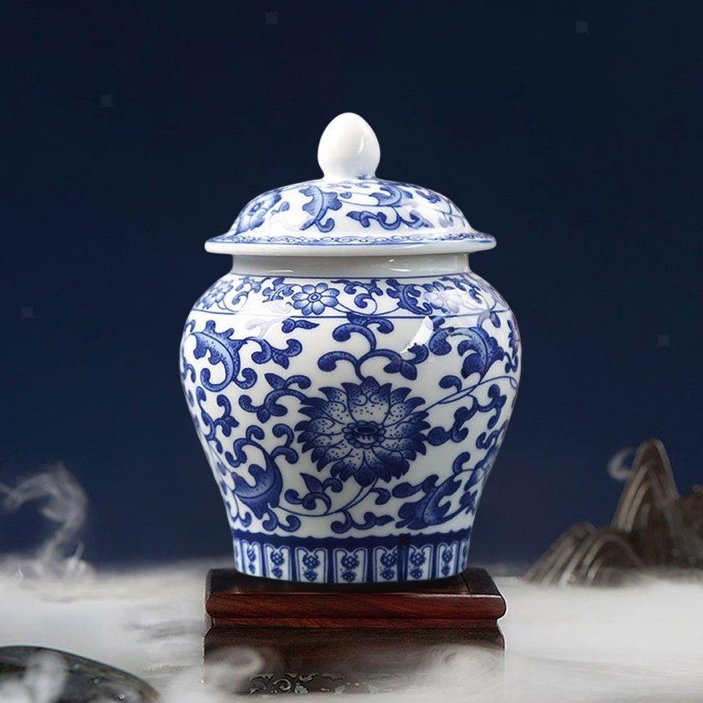 Blue White Porcelain Decorative Ginger Jar Tea Storage Jar with Lid Elegant