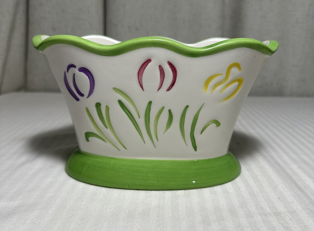 FTD Inc. Planter/Vase White with Green Trim and Tulips Oval 7 1/2 x 4 x 4 1/2