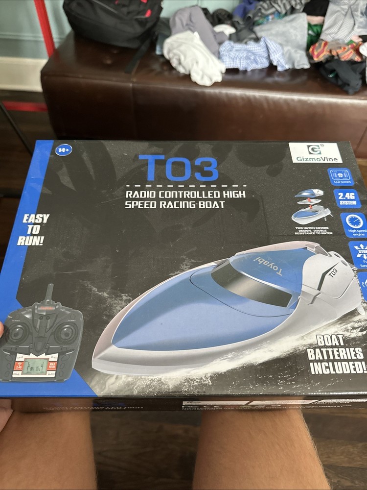 Toyabi T03 Fast 20+ MPH High-Speed Remote Control RC Boat