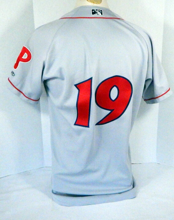 Lakewood BlueClaws #19 Game Used Grey Jersey 957