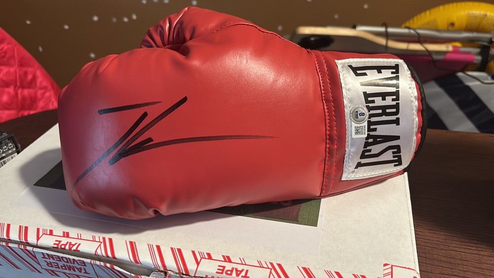 Ryan Garcia Autographed Everlast Boxing Gloves with Beckett COA