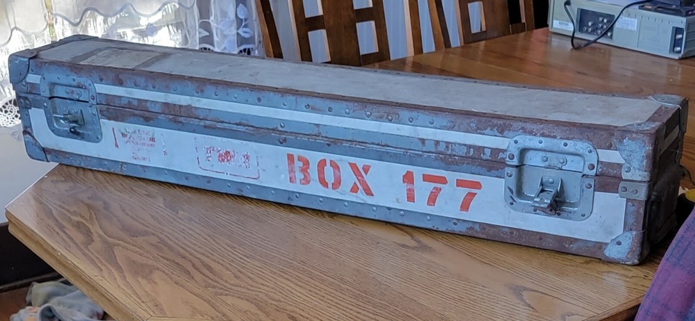 TWA Box 177 Very Unusual Airline Box, Collectable Memorabilia Unknown Age