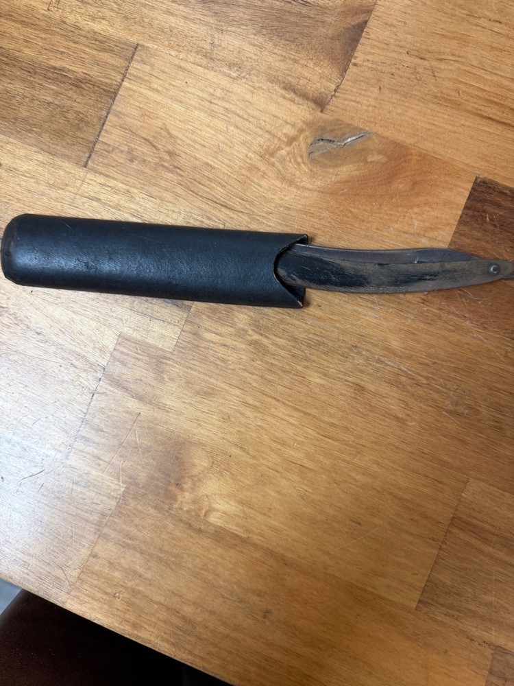 antique straight razor 100 years old wade & butcher sheffield blade as found