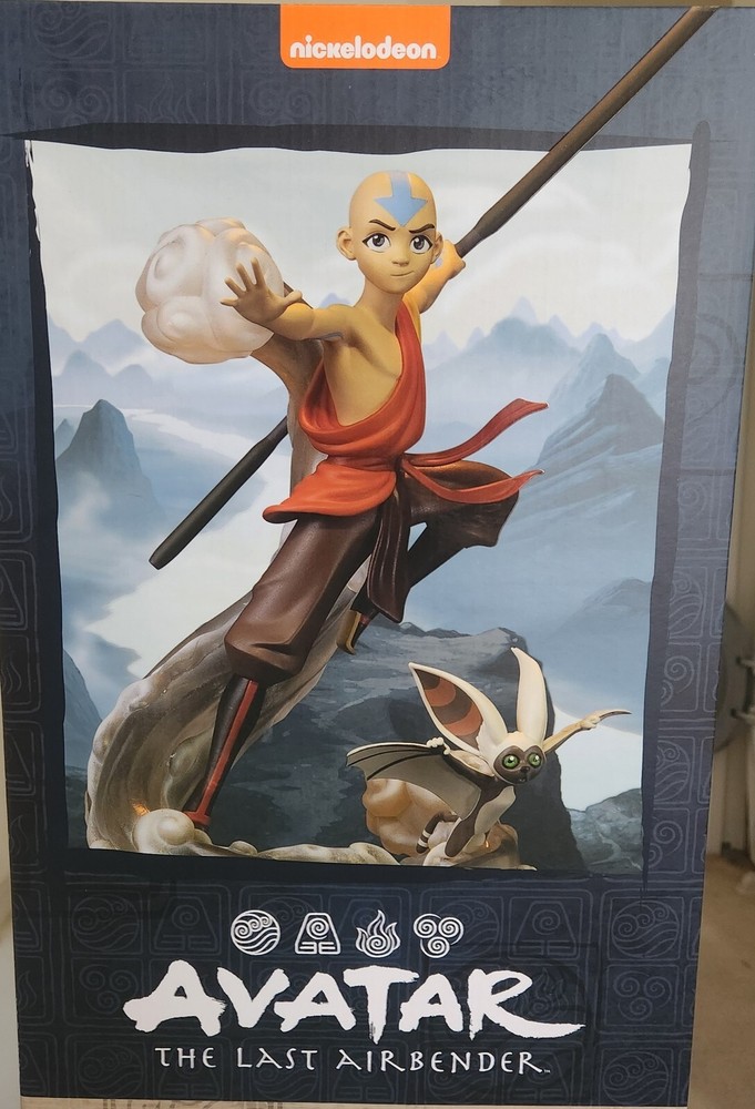 AVATAR THE LAST AIRBENDER AANG & MOMO STATUE Limited 2000 DARK HORSE DIRECT 2023-image