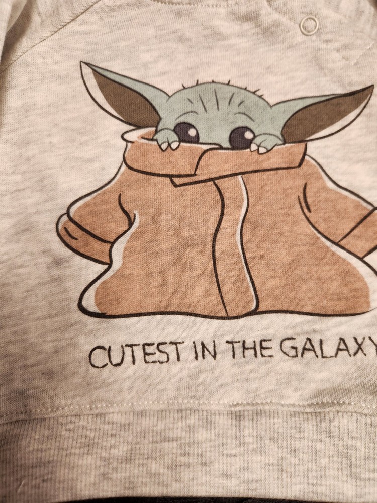 Star Wars Mandalorian 2-Piece Sweatsuit for Newborn Boys 0-3 Months NWT