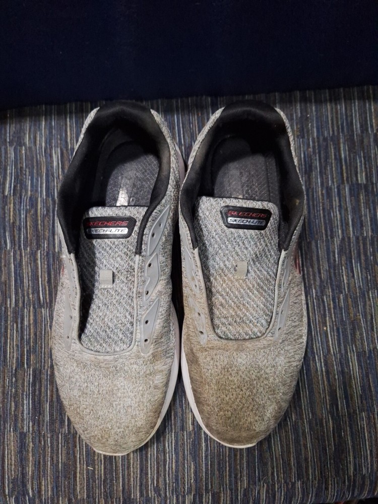 Men's Skechers Shoes Size 10.5 Comfort & Style