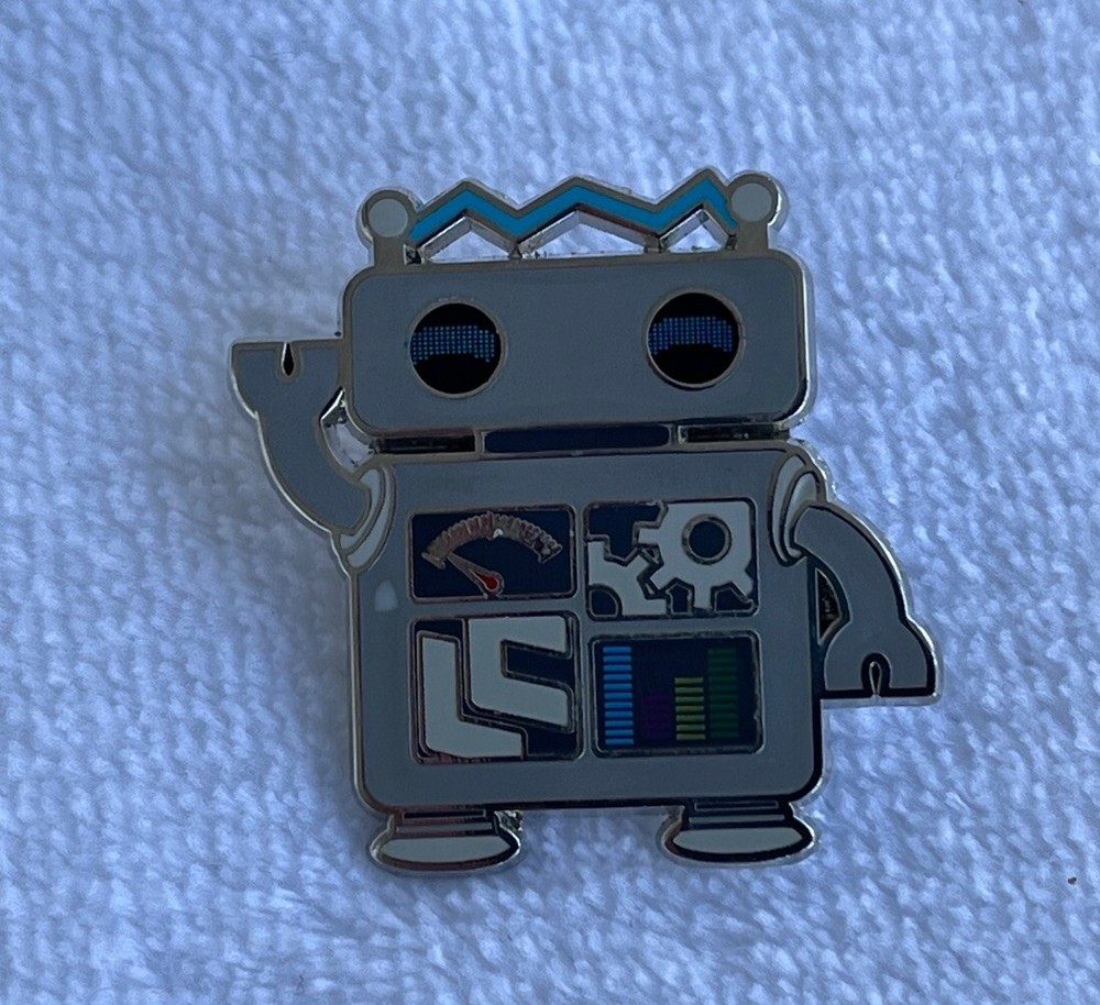 Vintage Robot Pin Back Badge Metal collectable