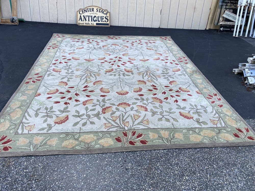 00001 POTTERY BARN Decorator Rug Carpet  8' x 10' Size