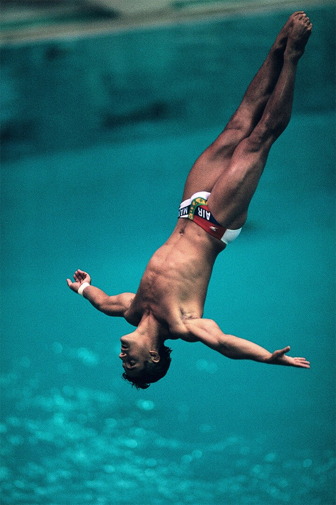Greg Louganis Athlete Tower Jumper Wall Art Home Decor - POSTER 20x30
