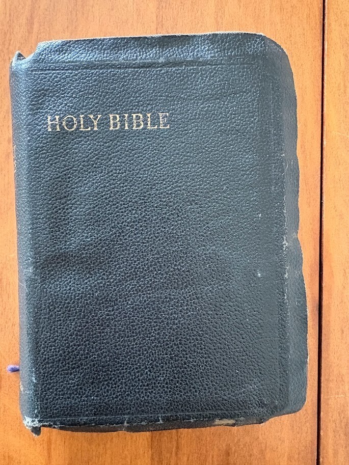 Holy Bible King James Version Center References Black Leather Collins 1950's