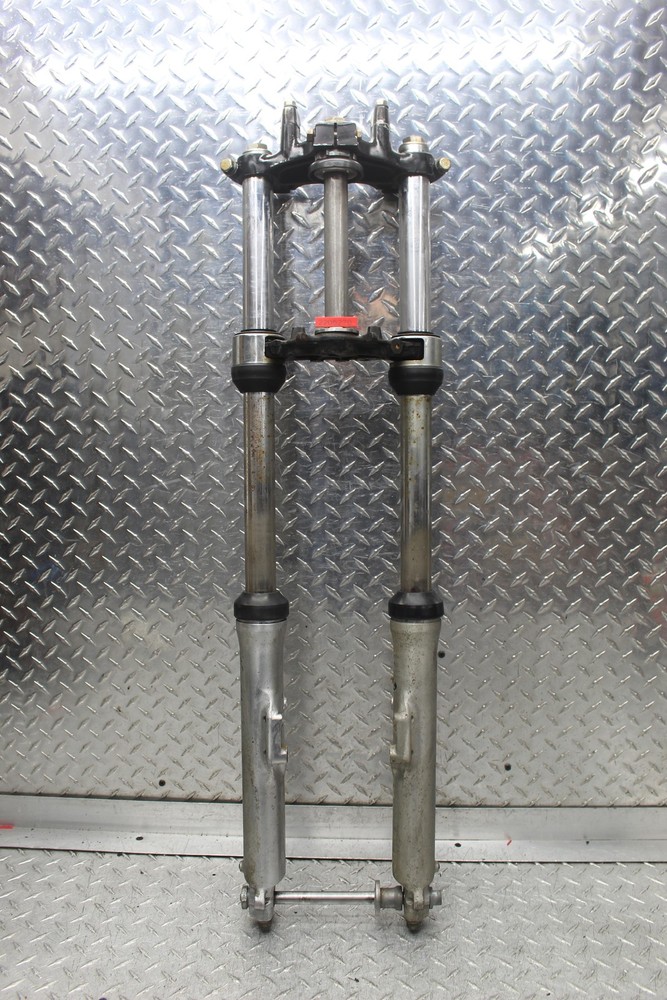 1972 SUZUKI GT750 WATER BUFFALO FRONT END