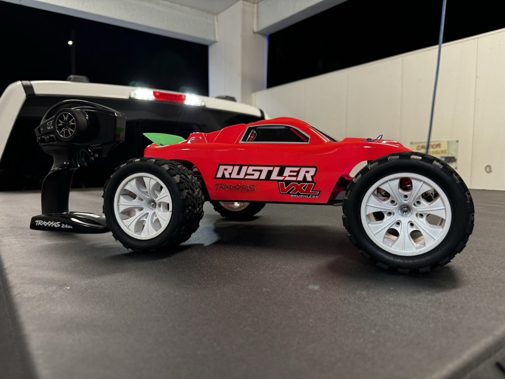 Traxxas Rustler VXL 2WD Brushless Stadium Truck - 37076-4 GRN