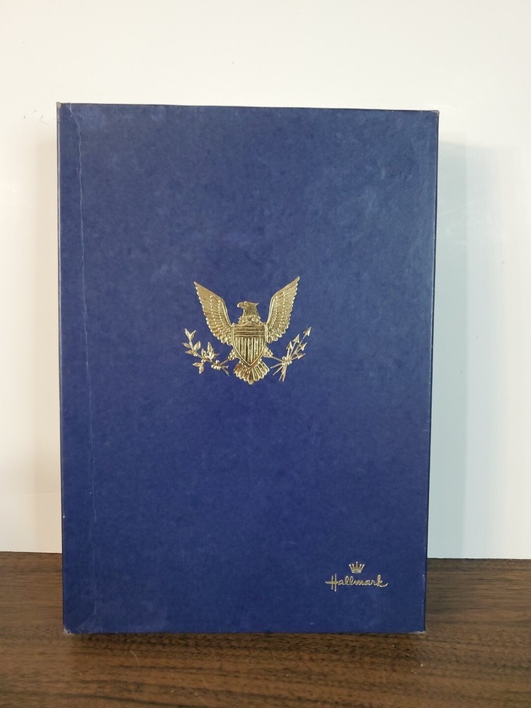 Vintage Hallmark American Gold Eagle Presidential Seal Stationary Set Rare NEW