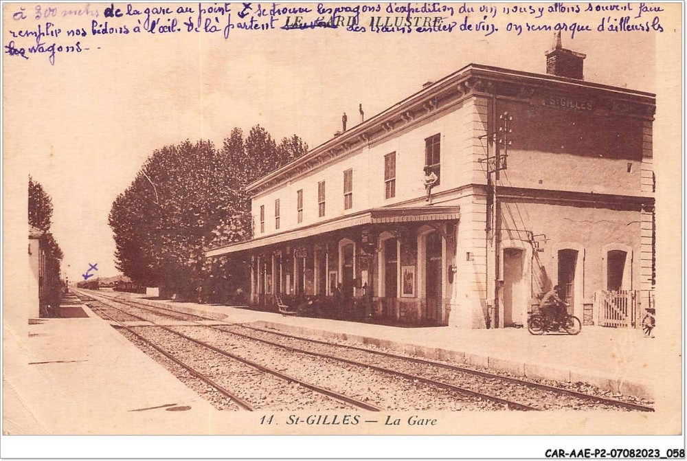 CAR-AAEP2-30-0137 - SAINT-GILLES - The Station