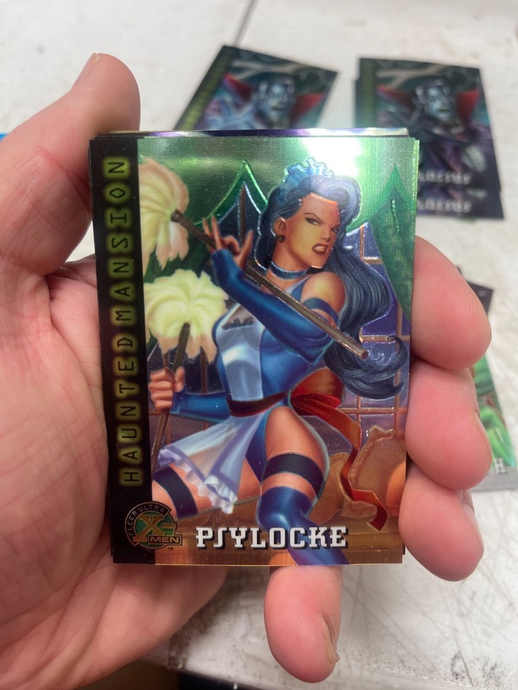 95' FLEER ULTRA X-MEN HAUNTED MANSION #96 PSYLOCKE AS TGE FRENCH MAID