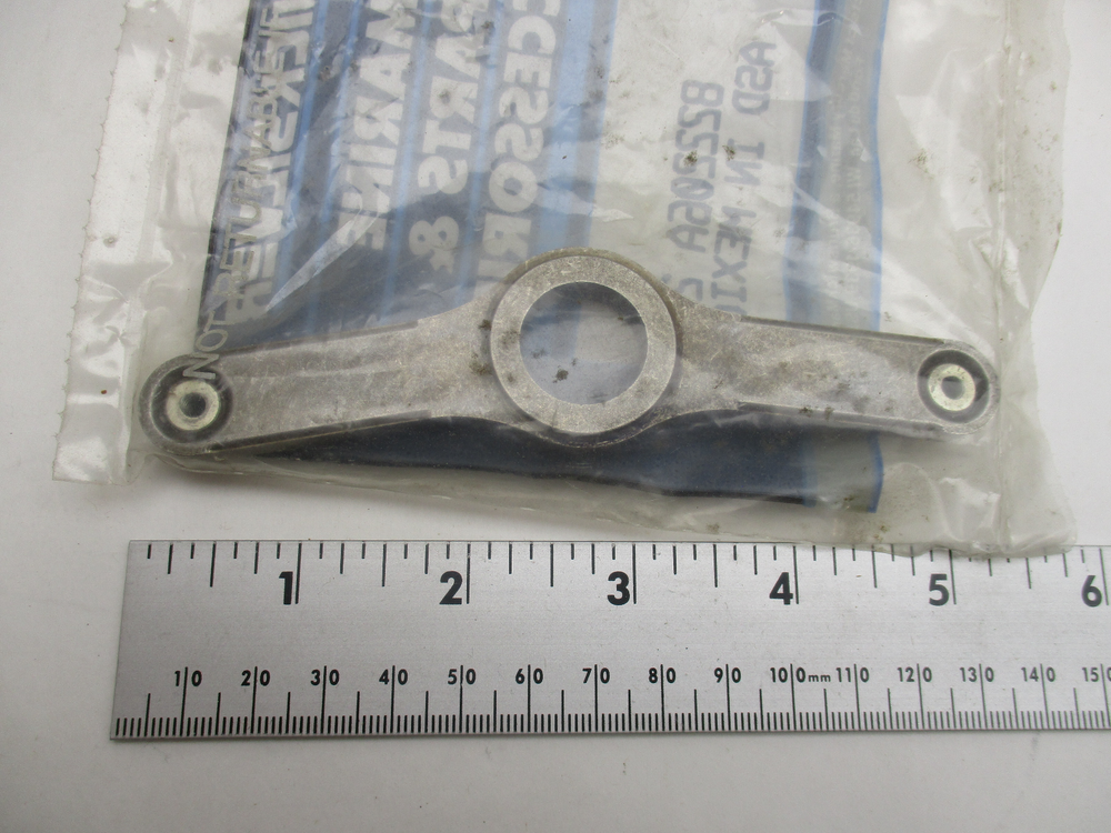 Mercury Remote Control Throttle Arm Assembly 822206A3