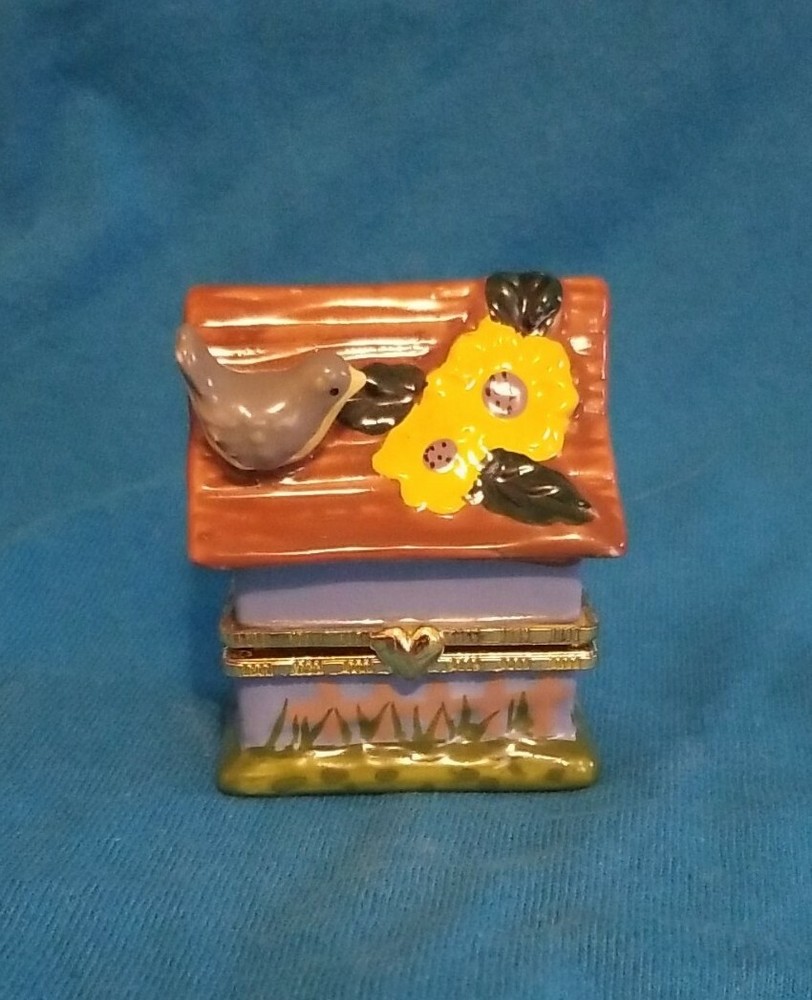 Blue Porcelain Sunflower & Butterfly Bird House Trinket Box AG27