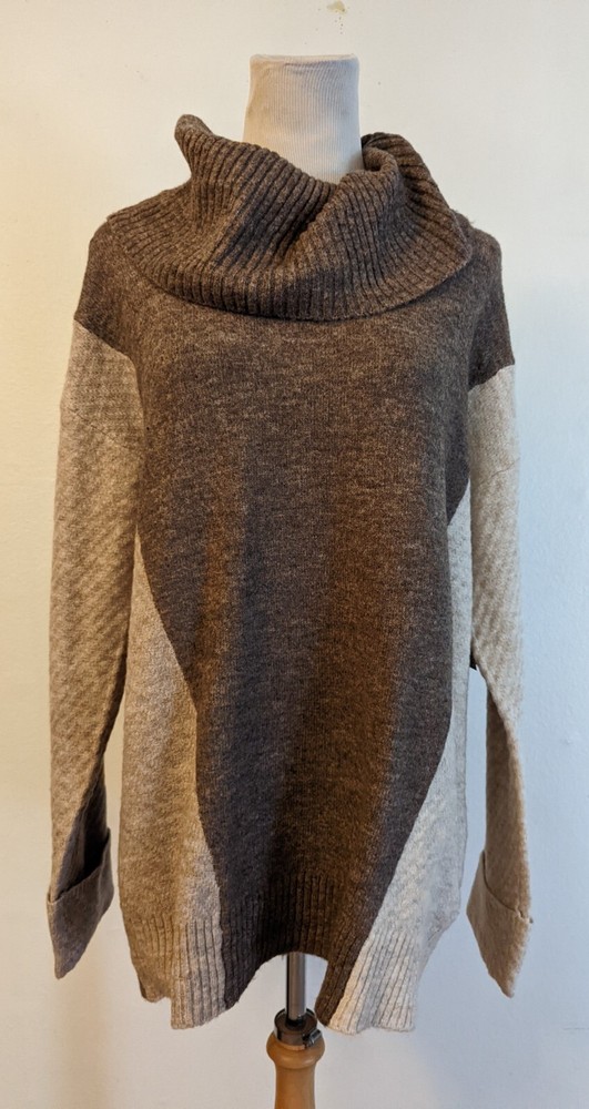 Retrology sz M Cowl neck Tunic Sweater long sleeves multi color 2881