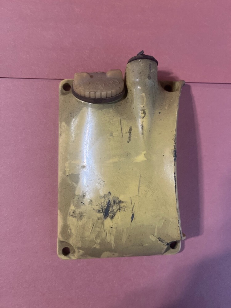 Nos pioneer vintage chainsaw oil tank assembly 426119 pioneer chainsaw c40