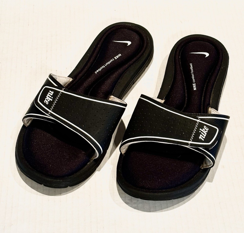 NIKE Comfort Slide Footbed Sandals Womens Flip Flops Size 11 Black Slip on Shoes