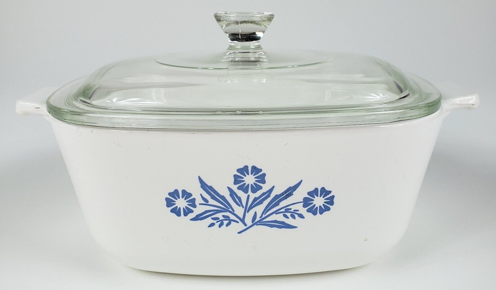 1960's Corning Ware Blue Cornflower Casserole Dish P-1 1/2-B ~1.5 qt w/ Lid EUC!