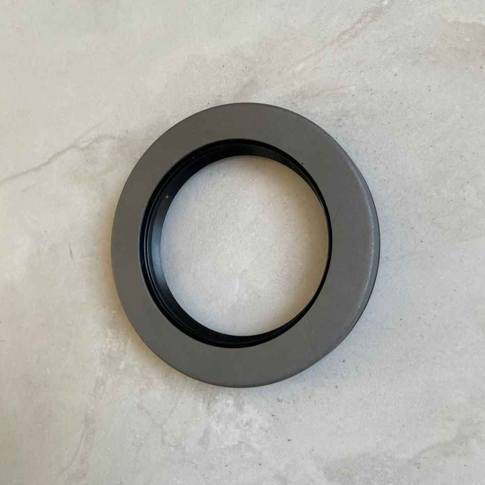 Agricultural Tractor AL76984 Power Output Shaft Oil Seal for Machinery