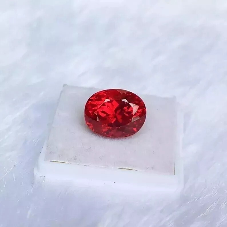AA+ Quality 10-11 Ct Mozambique Blood Red Ruby Loose Gemstone Oval Cut-image