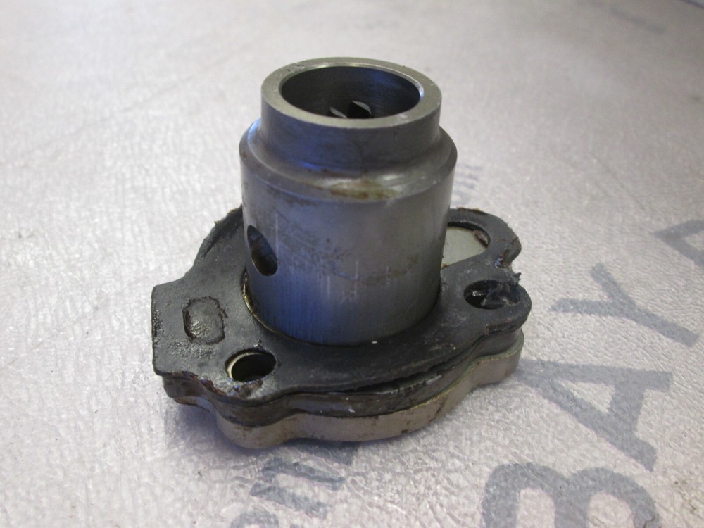 0343232 0338166 0434831 Oil Pump Housing for Evinrude Johnson 9.9-15 Hp Outboard