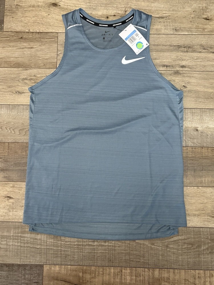 New Nike Dri-Fit Men’s Medium Running Tank Top for Performance Comfort