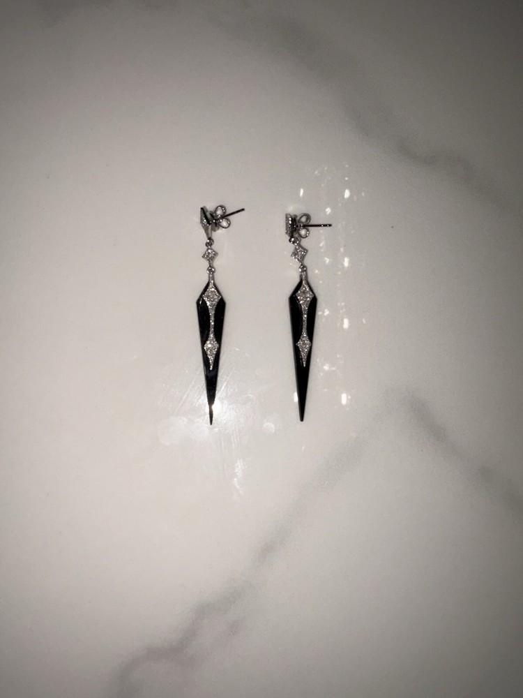 Onyx Drop Classic Earrings 14k
