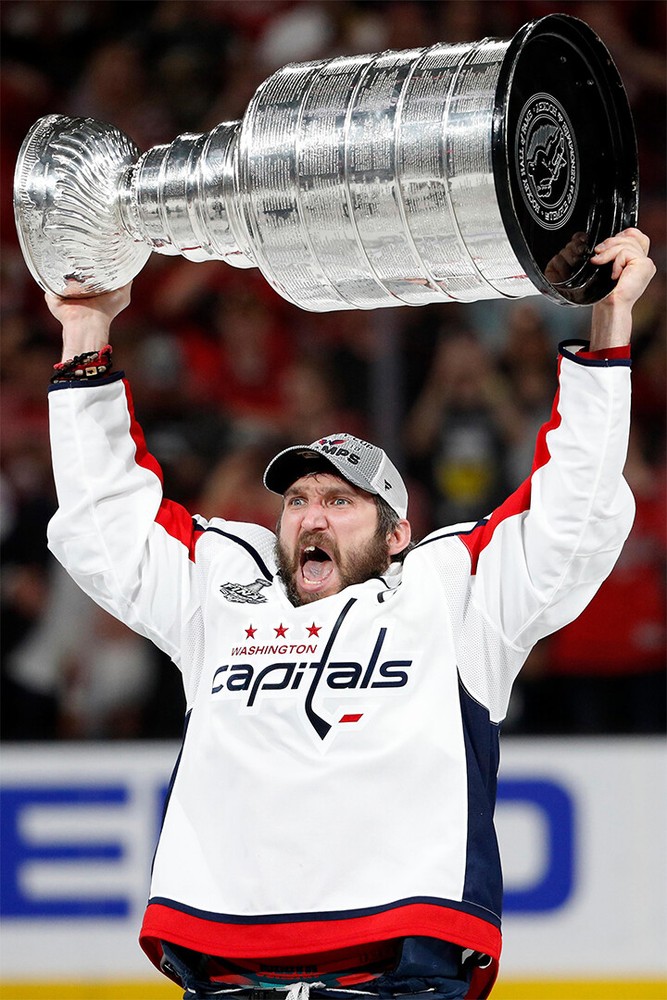Alexander Ovechkin Finally Wins Stanley Cup Wall Art Home Decor - POSTER 20x30