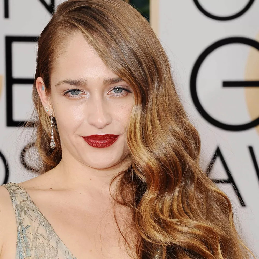 Jemima Kirke Hair On Shoulder 4x6 Picture Celebrity Print