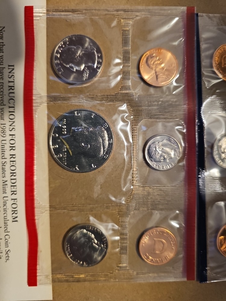 1989 United States Mint Uncirculated Coin Set D And P Marks