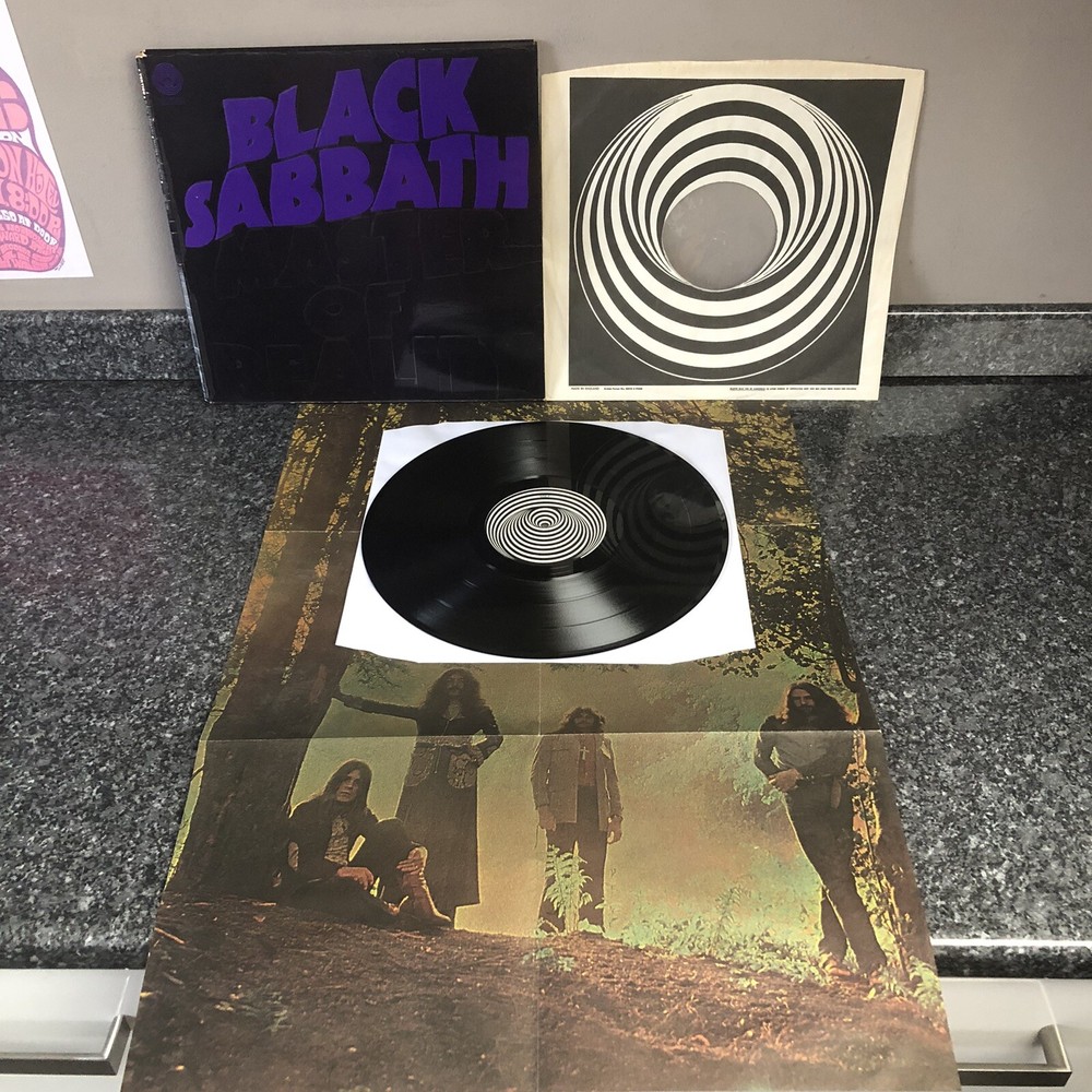 LP VINYL ALBUM BLACK SABBATH MASTER OF REALITY UK 1ST PRESS C/W POSTER EX-/EX