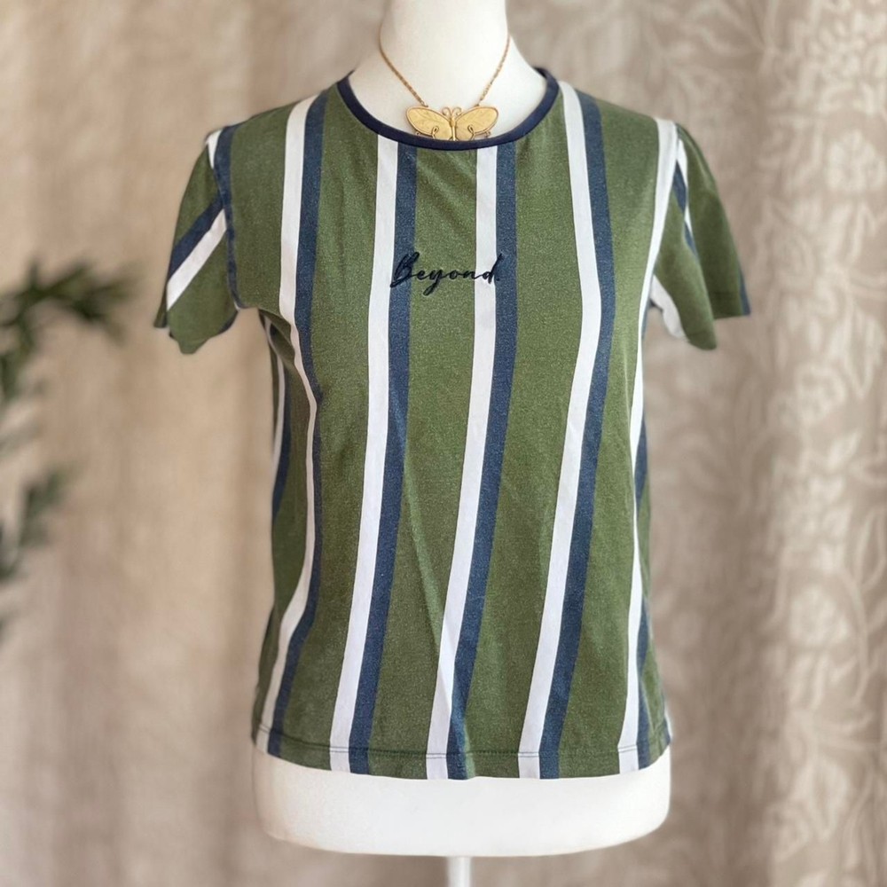 Cactus Boys White Navy Green Striped Beyond T-Shirt Tee Grunge Boys Size 9/10