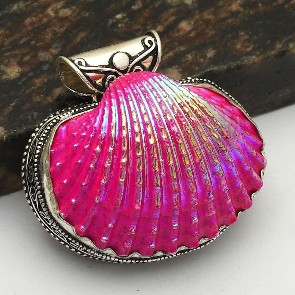 Rainbow Titanium Shell Gemstone Antique Design Pendant Jewelry 1.6
