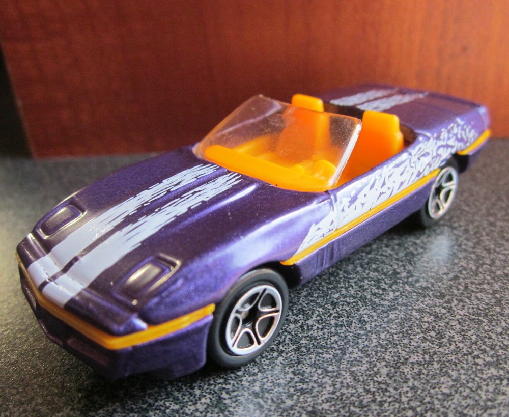 Matchbox 1987 Corvette Convertible, Purple with Orange Interior; Loose; 1:64