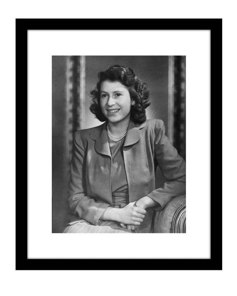 Queen Elizabeth II Young Poster 4x6 Picture Celebrity Print