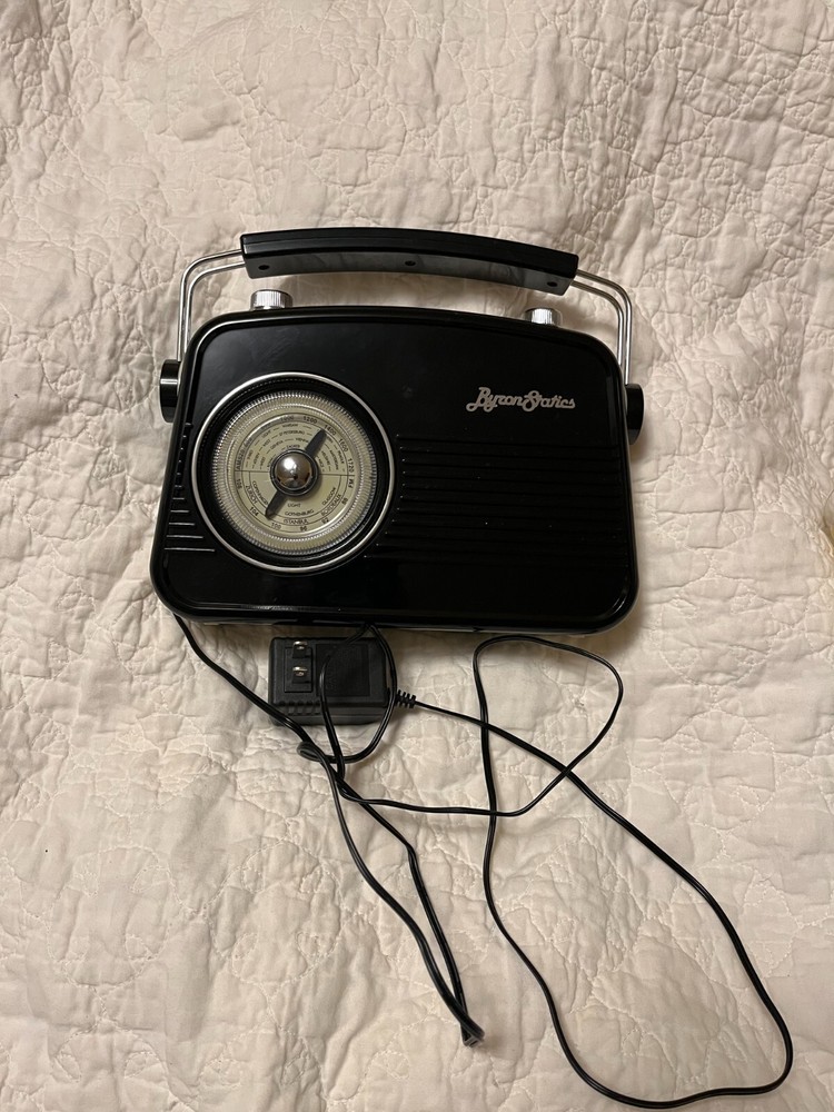 ByronStatics Black AM FM Radio Portable - Small Radio Vintage/Retro with Larg...