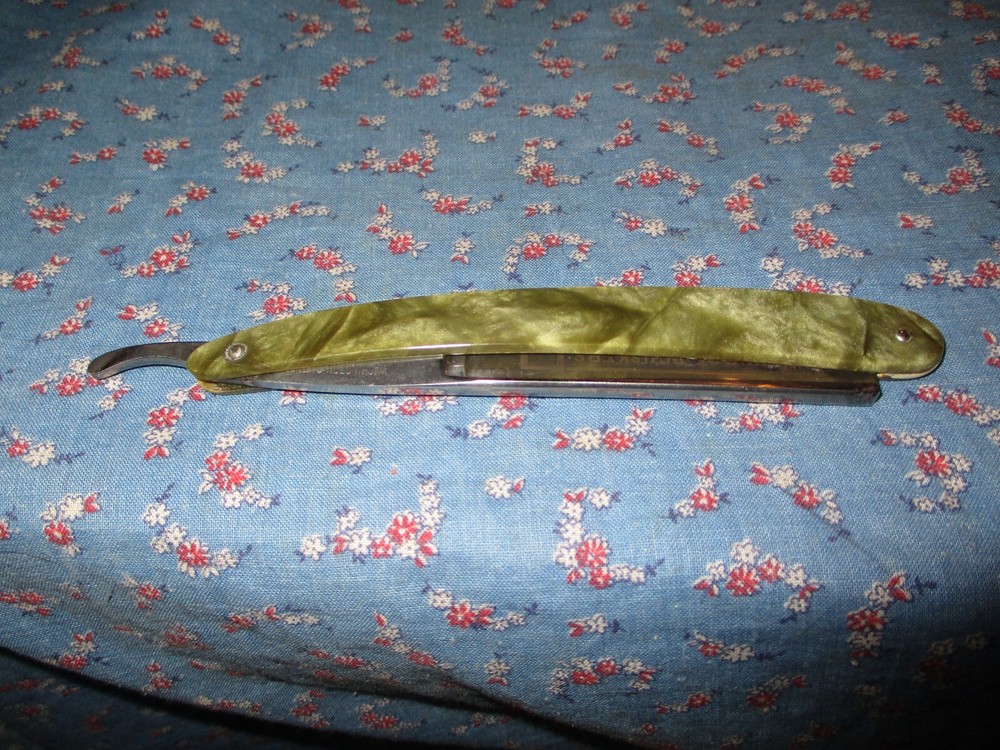 Antique Straight Razor Washington Cutlery Co Milwaukee King of Whiskers 2452 Vintage Shaving Blade-image