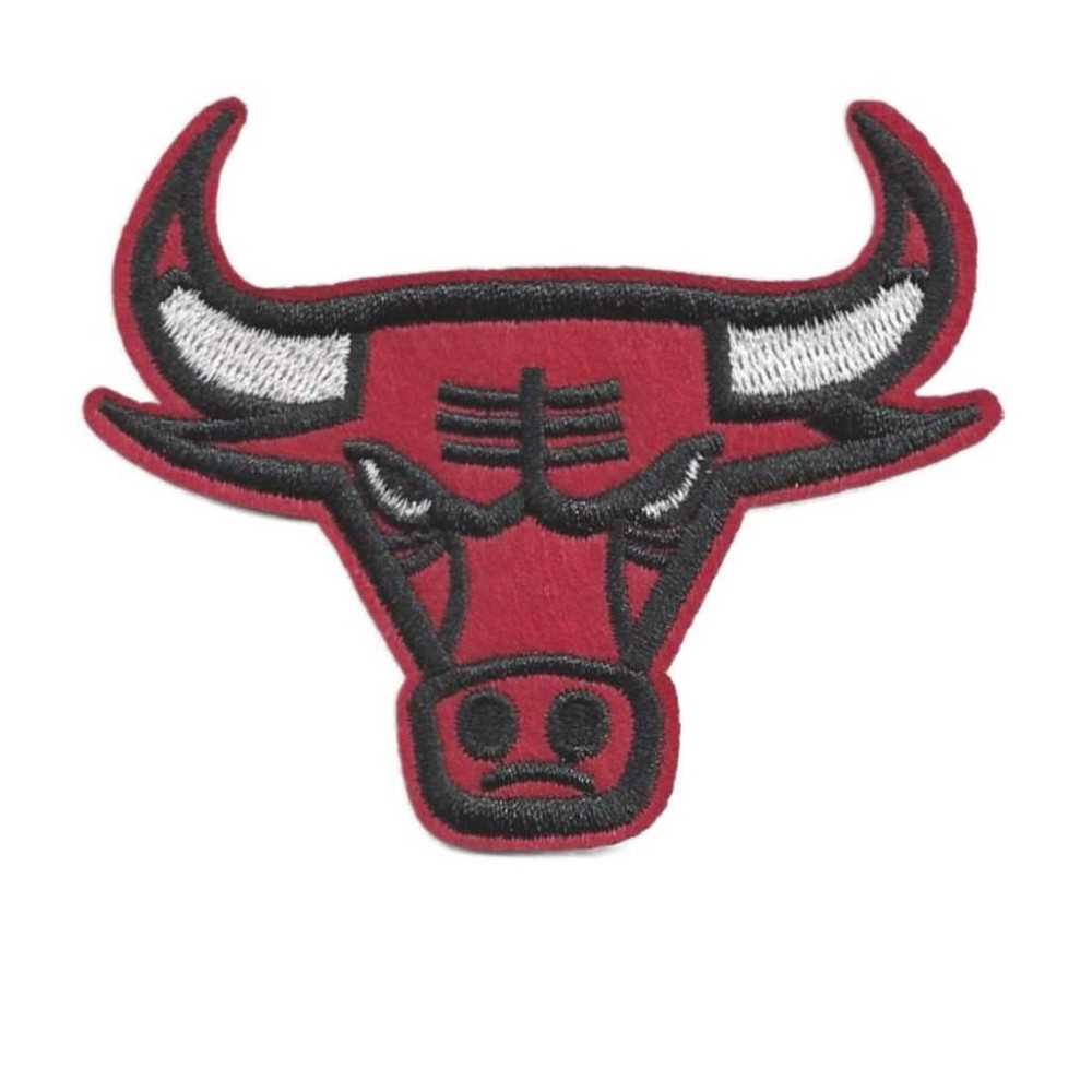 CHICAGO BULLS IRON ON PATCH 3.25