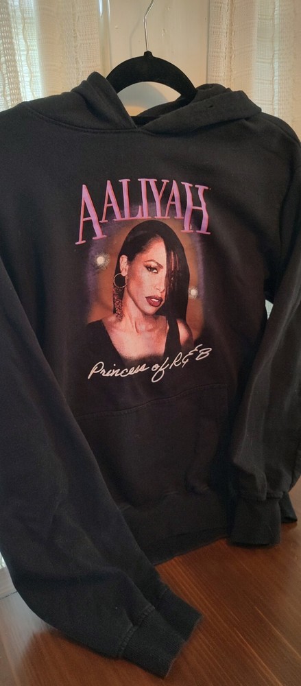 Aaliyah Hoodie Sweatshirt Med  HipHop R&B Rap Tour Concert Female Artist-image