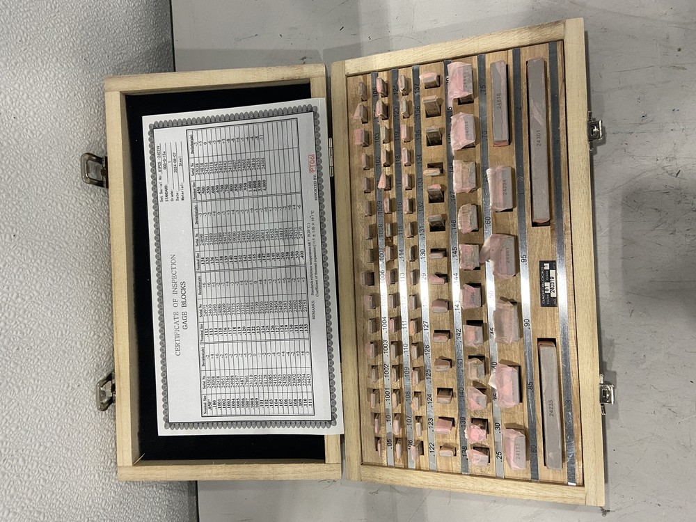 Acuusize Industrial Tools Steel Gage Block Set 81pcs. Grade AS-1-P900-S582