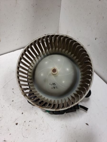 Blower Motor Rounded Corner Connector Fits 01-04 DAKOTA 655755