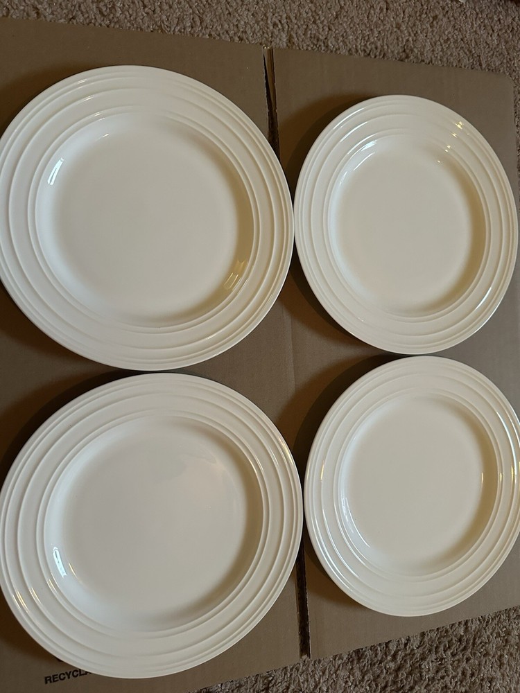 Mikasa Swirl White Salad Plates Bone China 9