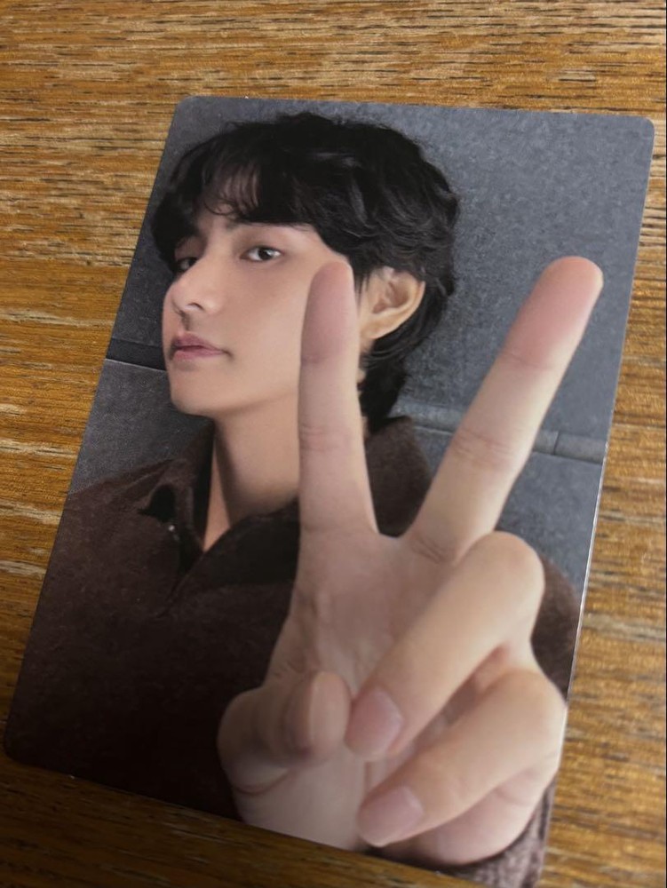 BTS V Official Photo Card Membership