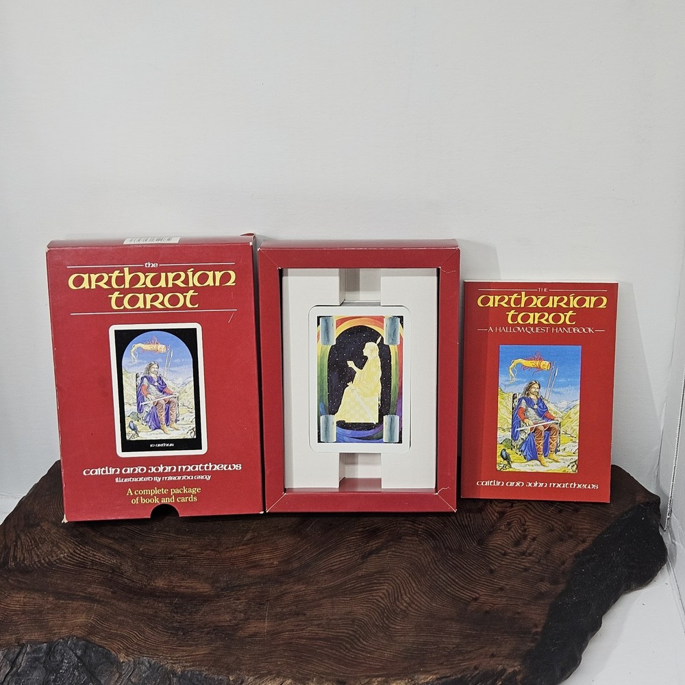 Arthurian Tarot Deck and Hallowquest Handbook Box Set by Matthews - Complete Edition