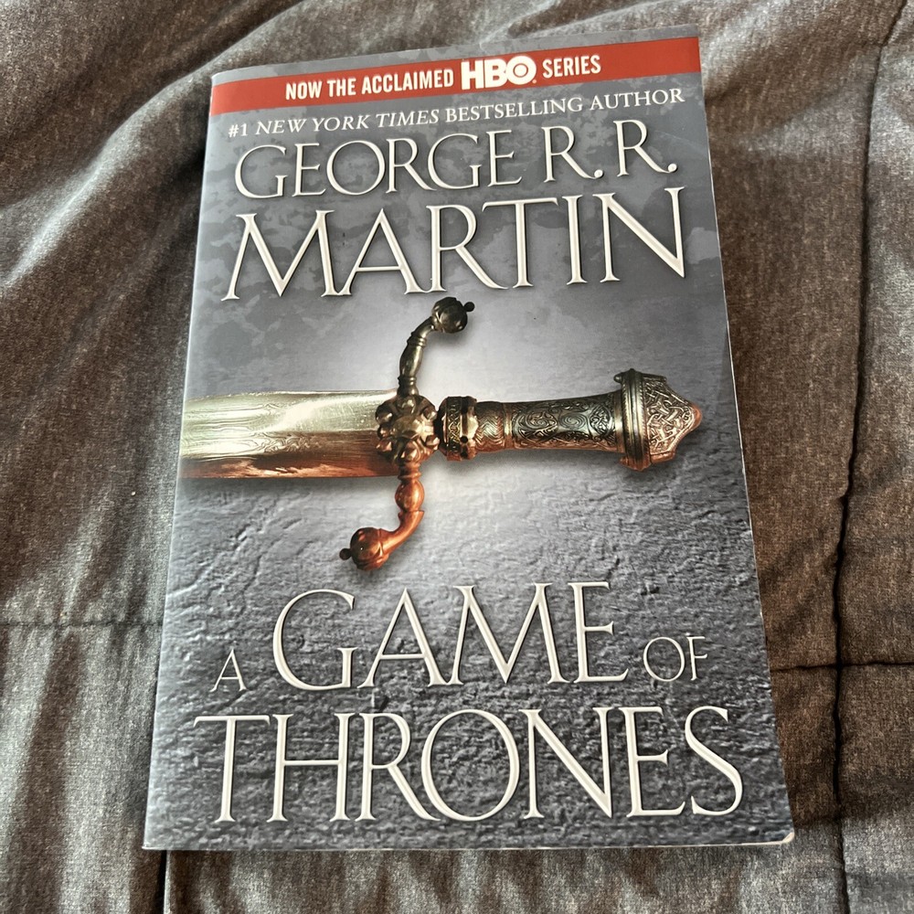 A Game of Thrones Book 1 in A Song of Ice and Fire Series-image