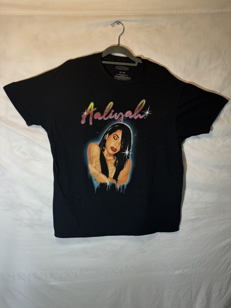 Aaliyah vintage graphic tee black X-Large R&B princess short sleeve-image