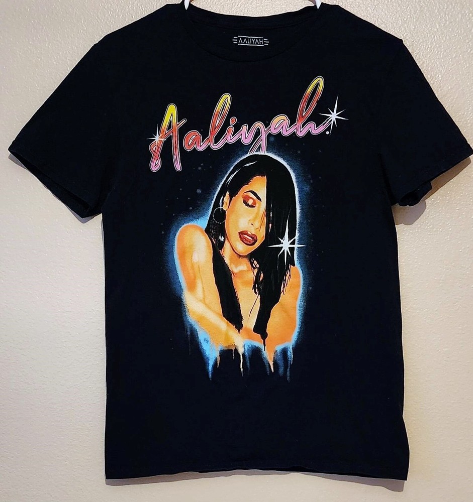Official Aaliyah T-shirt Black Retro Graphic Size Small-image